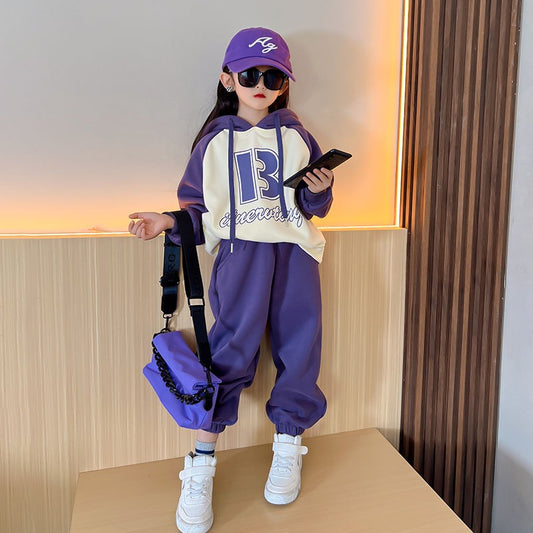 Girls' winter fleece sweater suit new Korean version of the big children's foreign style hooded color matching leisure sports two-piece set