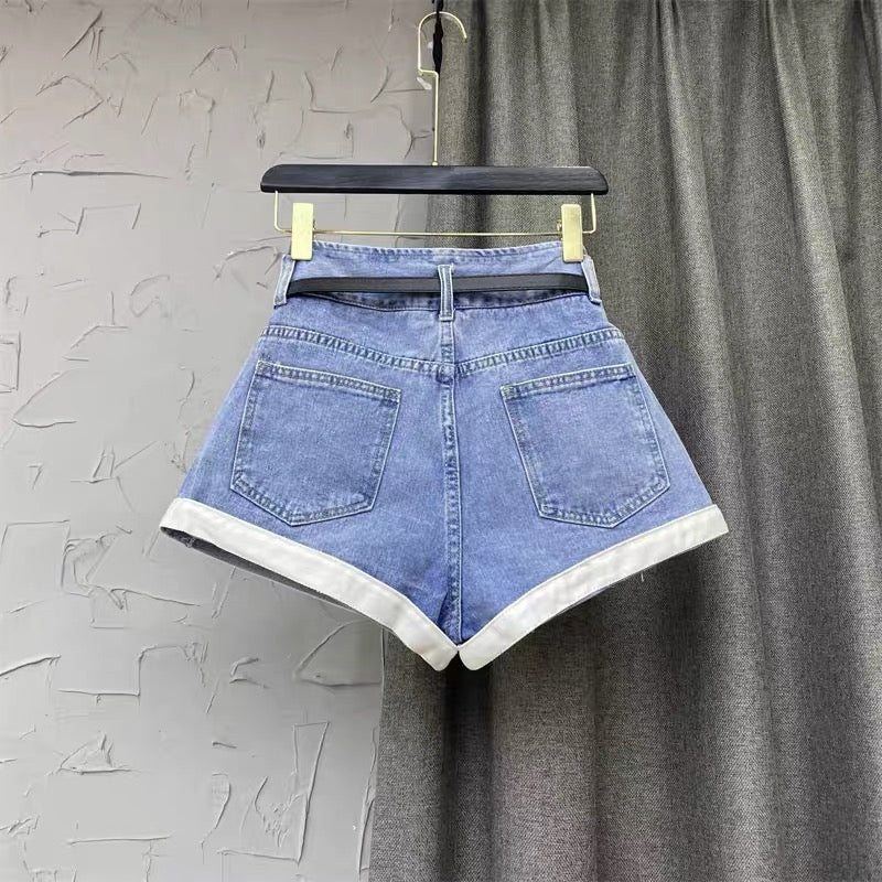 Black design hot girl contrast color edge denim shorts women's autumn 2022 new Korean version of the high waist A-line hot pants trend q128