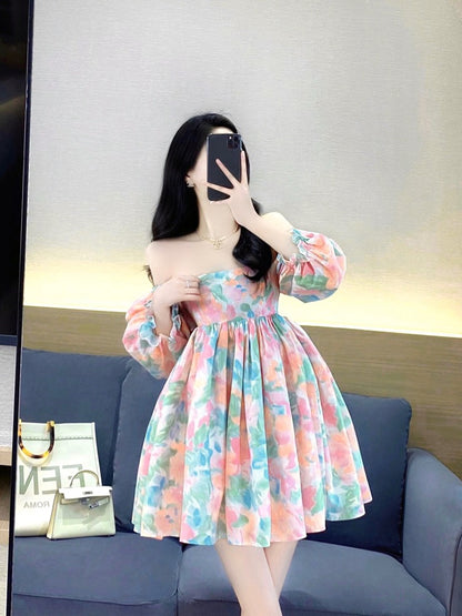 Fugitive princess tutu skirt 2023 summer new sweet French square collar puff sleeve waist floral dress 2014