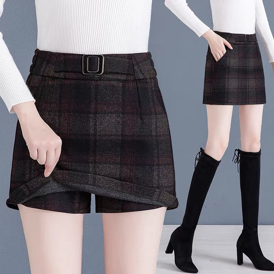 Plaid woolen wide-leg shorts and skirts women's 2022 new autumn high waist and thin outerwear casual boots and pants for winter