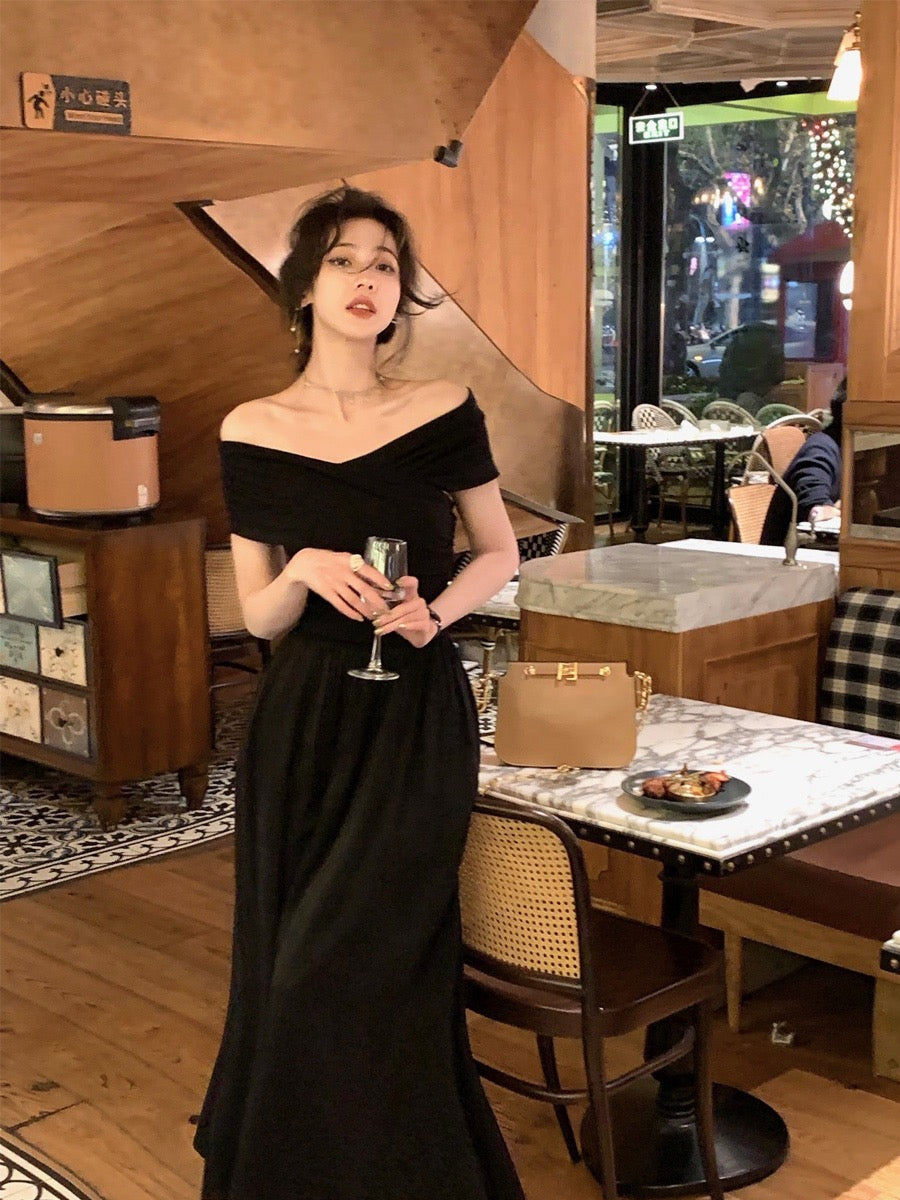 From a copper ammonia silk white one-shoulder dress early spring women's 2023 new high-end temperament skirt