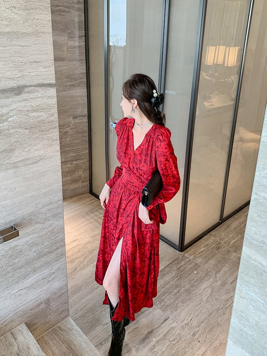 European Station Autumn and Winter Long Dress Stunning Temperament Retro Red Long Sleeves High Sense Waist French Floral Dress