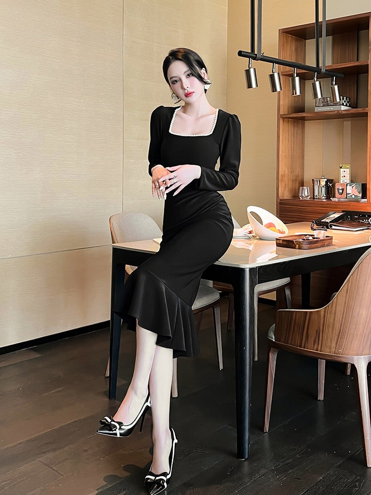 European station square collar red dress autumn and winter French pinch waist tight sexy palace retro wind mermaid dress skirt