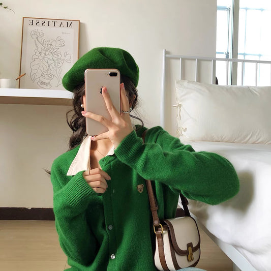 This color is so white!  Gentle wind sweater coat women's high-end green retro embroidered knitted cardigan