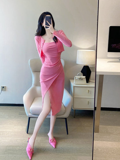 Pink suspender dress suit 2023 spring and autumn new temperament celebrity pure desire style sexy mid-length two-piece set