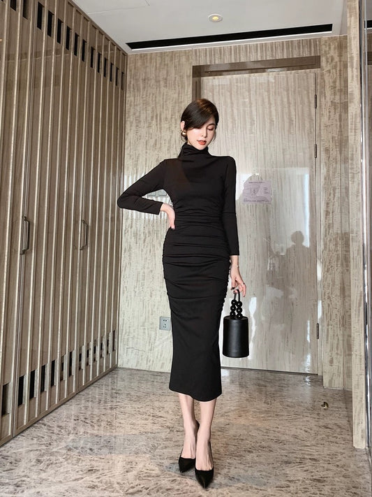 European station 2022 new bottoming dress autumn women's long-sleeved black slim high-neck slim-fit hip-length dress 1537