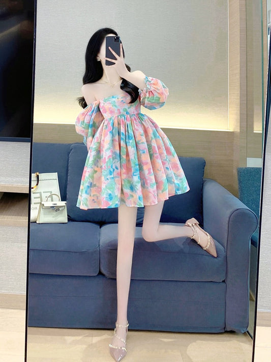 Fugitive princess tutu skirt 2023 summer new sweet French square collar puff sleeve waist floral dress 2014