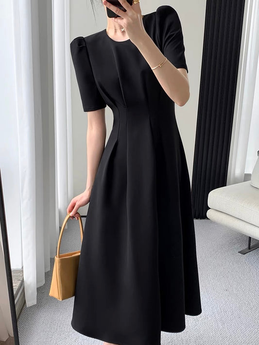 Guo Ge custom black dress women's 2022 summer new waist-length thin temperament Hepburn style puff sleeves long skirt