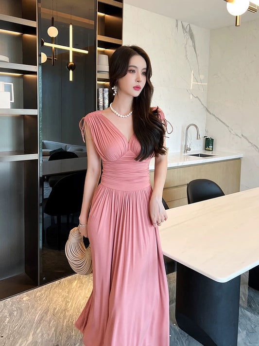 European station Hepburn style dress summer goddess fan pleated waist light cooked sleeveless sexy black v-neck dress