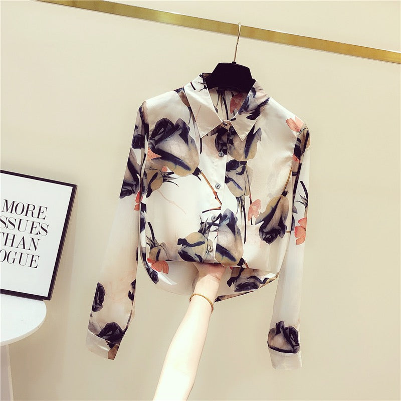 Long-sleeved shirt women 2022 early autumn new retro design sense niche printed chiffon shirt women's fashion tops