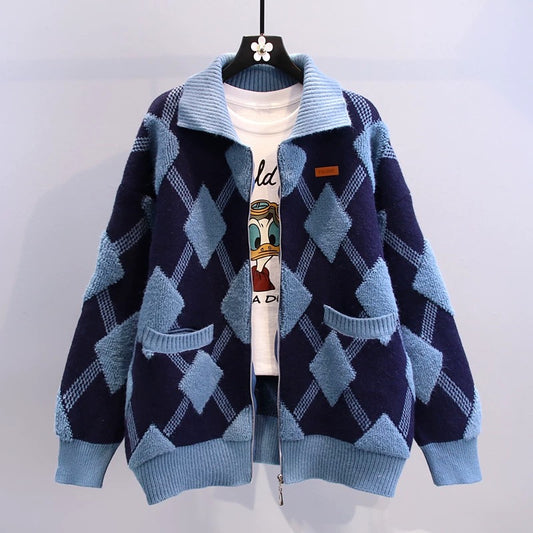 Retro diamond-shaped sweater jacket women's winter 2022 new loose and lazy style thickened zipper knitted cardigan
