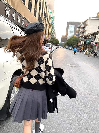 Da C Lai Ye Lingge cardigan knitted jacket women's autumn 2022 new Korean version high-end retro sweater top