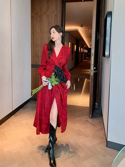 European Station Autumn and Winter Long Dress Stunning Temperament Retro Red Long Sleeves High Sense Waist French Floral Dress