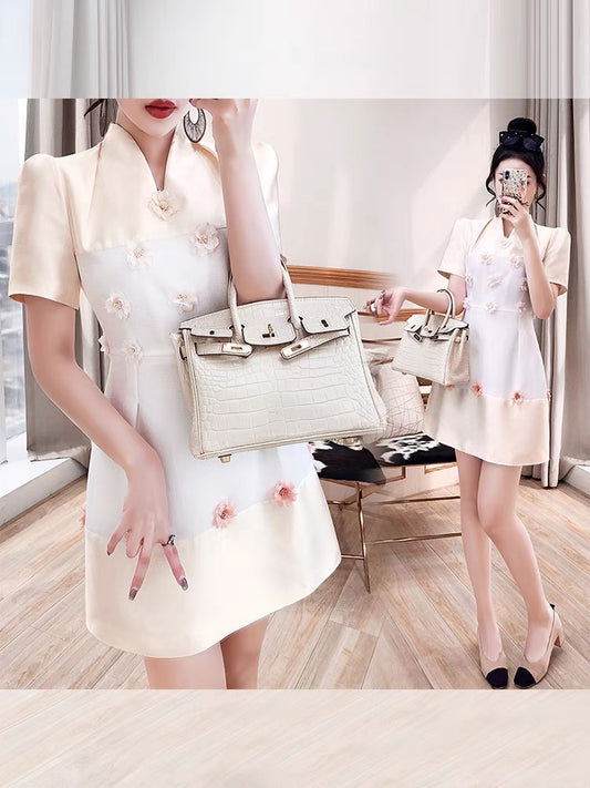 Skirt temperament ladies summer women's clothing 2022 new summer clothing royal sister light luxury fried street v-neck new Chinese dress