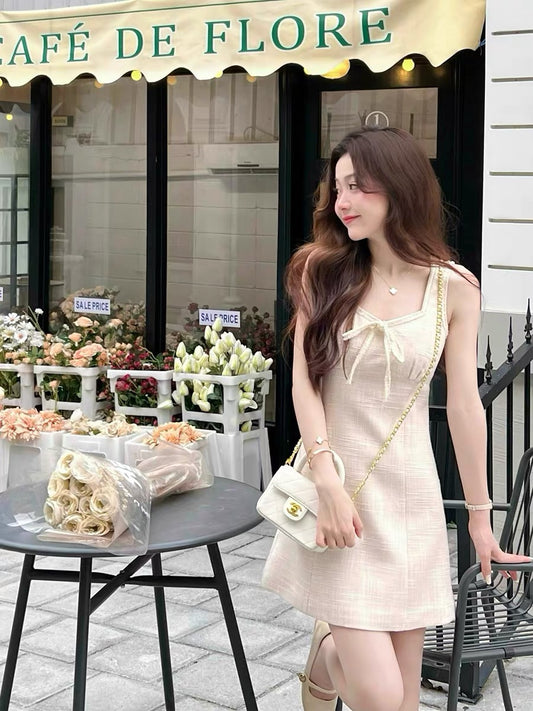 Q girl's Winston girl/French cold coffee dress with a big stance and a cold high-end small skirt