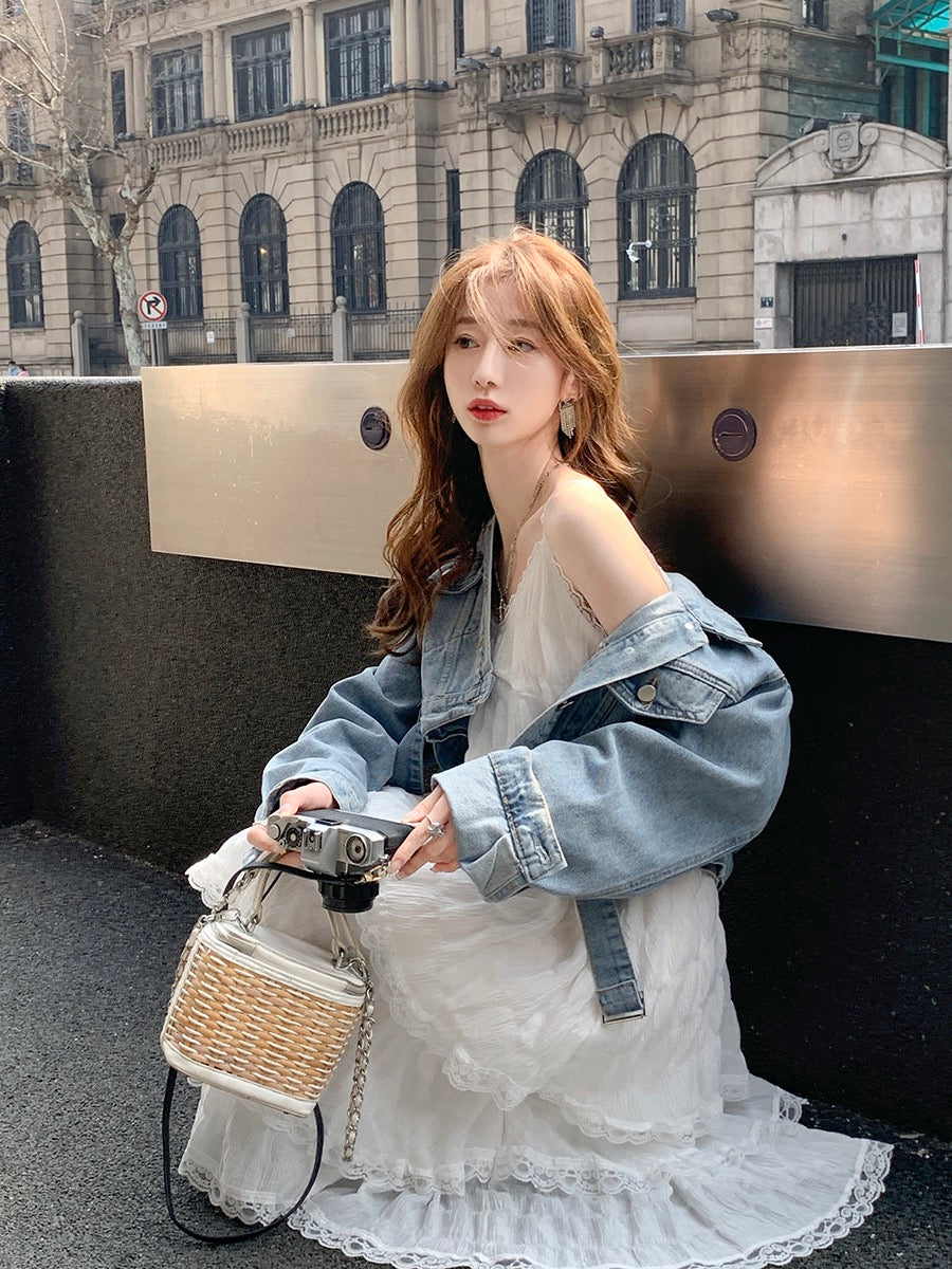 Guoguojia white dress female summer 2023 new cake skirt seaside vacation beach skirt suspender skirt