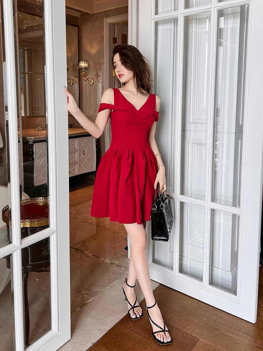 European station waist V-neck red dress high-end temperament celebrity goddess fan high-end sense thin a-line skirt female summer