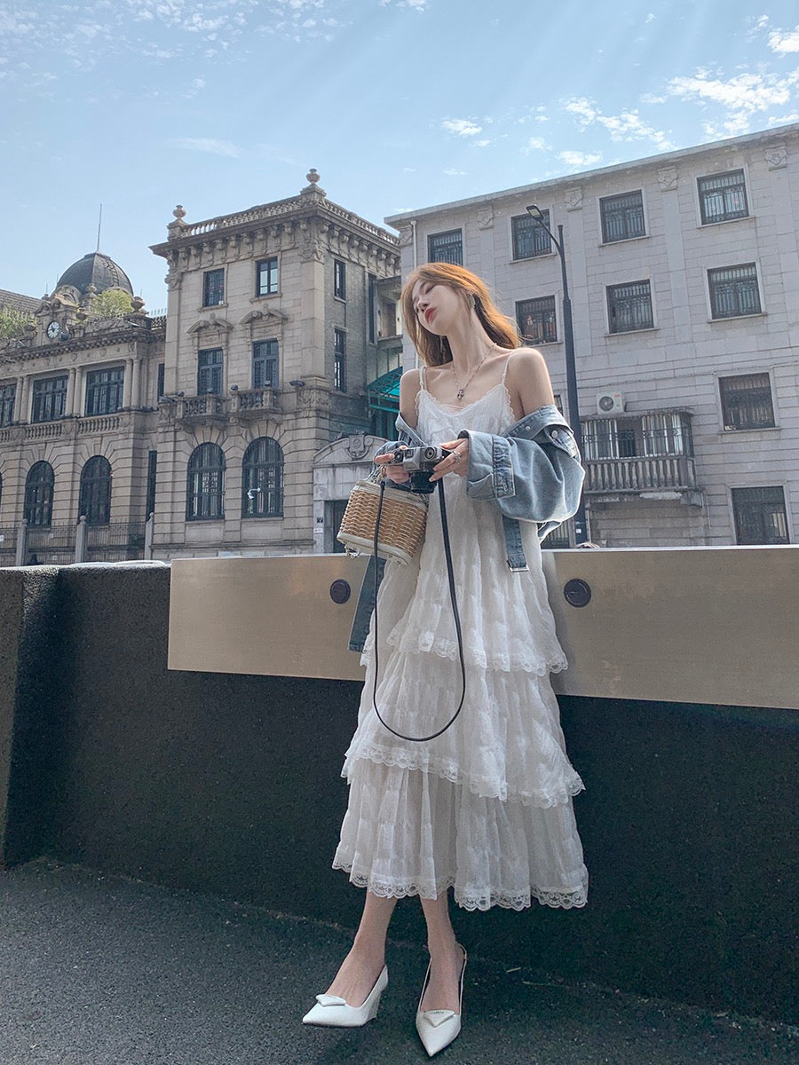 Guoguojia white dress female summer 2023 new cake skirt seaside vacation beach skirt suspender skirt