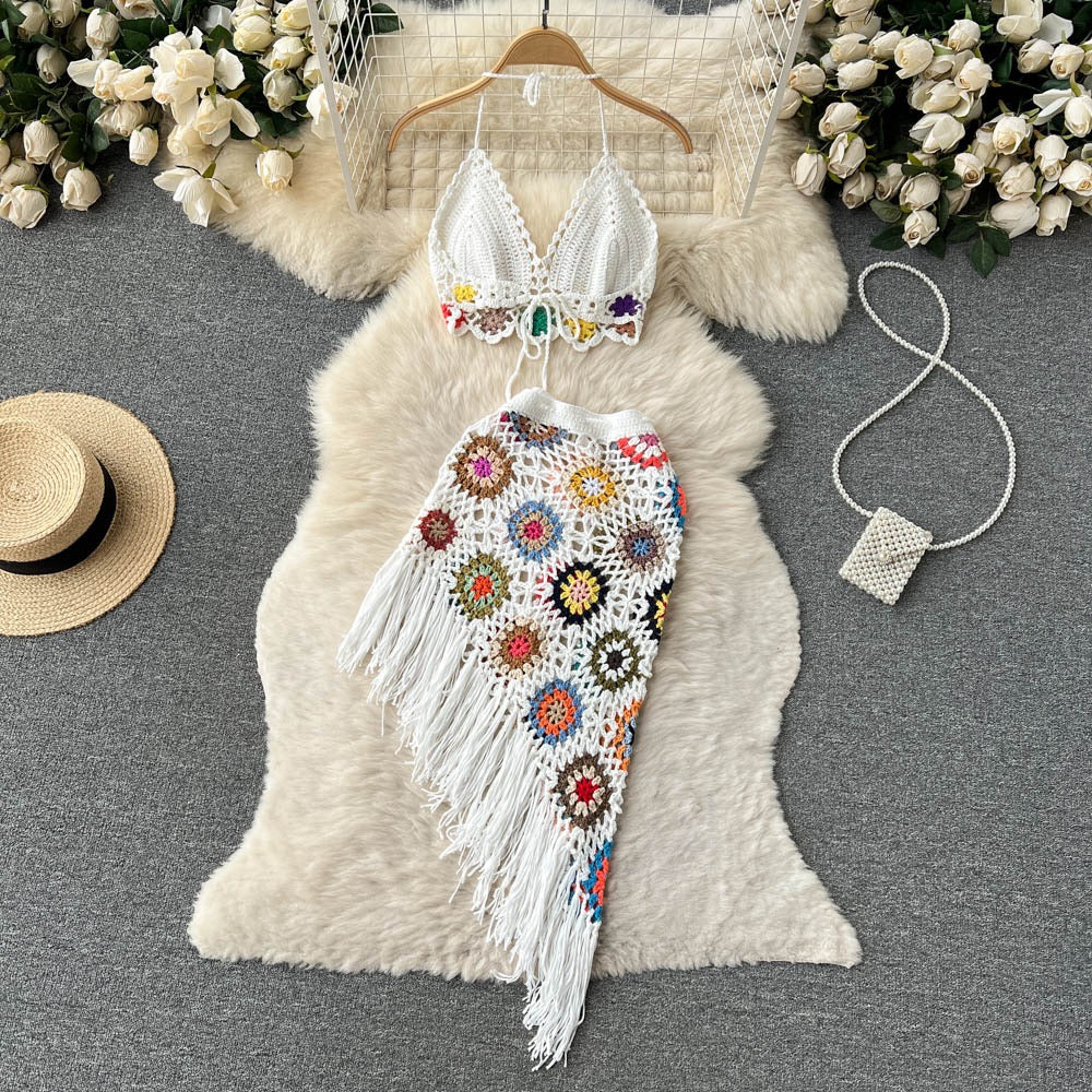 Summer bohemian style knitted hollow hook flower halter neck V-neck tube top + irregular skirt two-piece suit