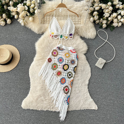 Summer bohemian style knitted hollow hook flower halter neck V-neck tube top + irregular skirt two-piece suit