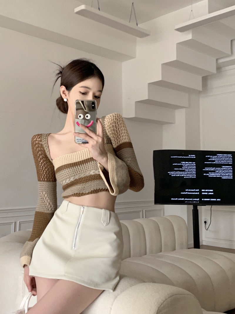 Hollow knitted bottoming shirt women's spring pure desire short hot girl square collar sexy slim long-sleeved inner sweater top