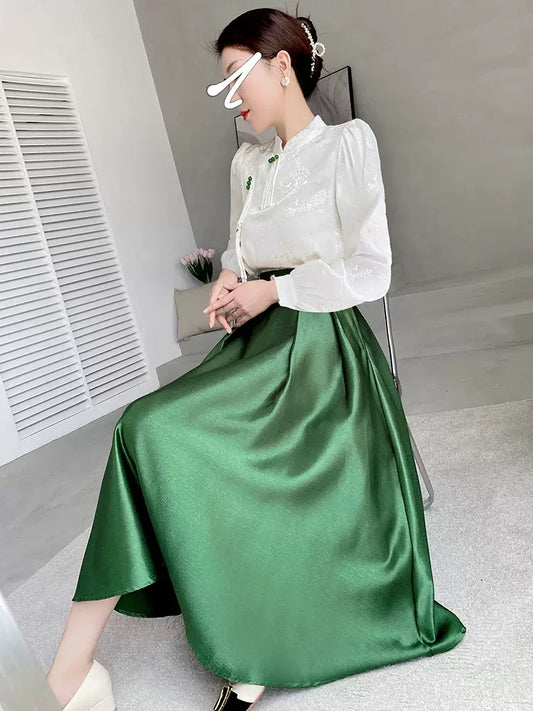 Early autumn cold women's clothing small country style ladies temperament is thin and meat-covering high waist green skirt two-piece suit 1827