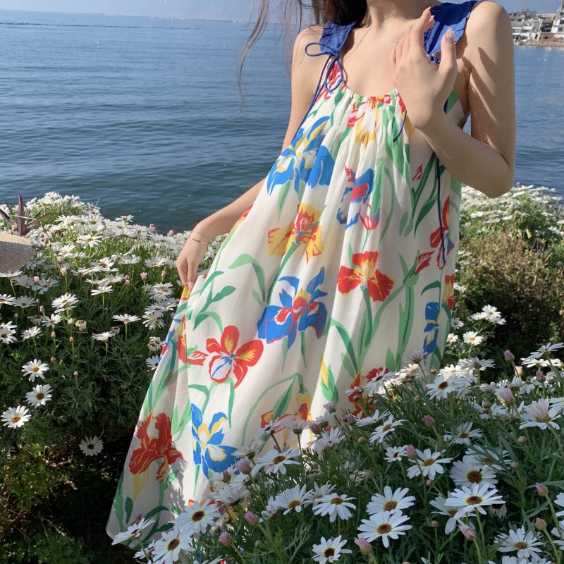 Seaside holiday beach skirt female summer 2022 new print suspender dress Sanya travel photo long skirt