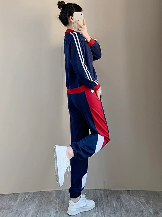 Sports and leisure suits women's autumn 2022 new fashion western style age-reducing high-end sense sweater fashionable fried street two-piece set