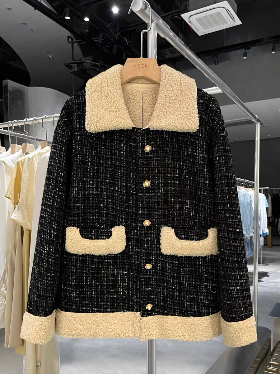 2022 autumn and winter new products black stitching lamb wool short coat women's small fragrance style high design sense all-match tops