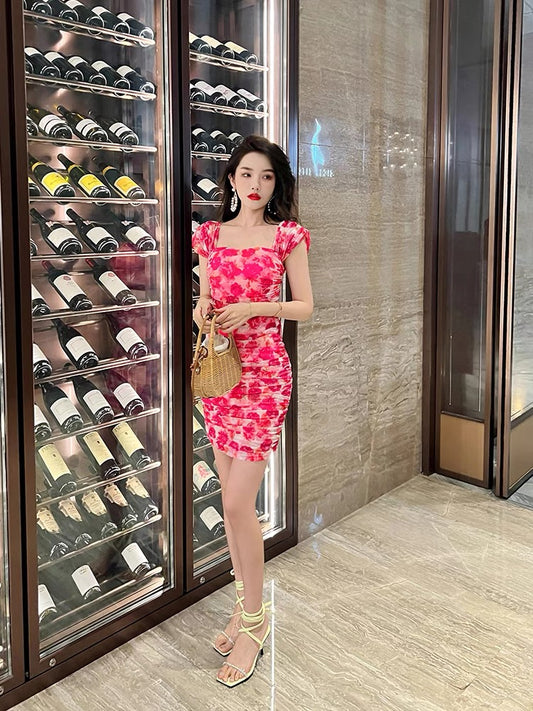 European station French tea break beautiful pink sweet and spicy style suspender skirt summer small and thin floral dress female