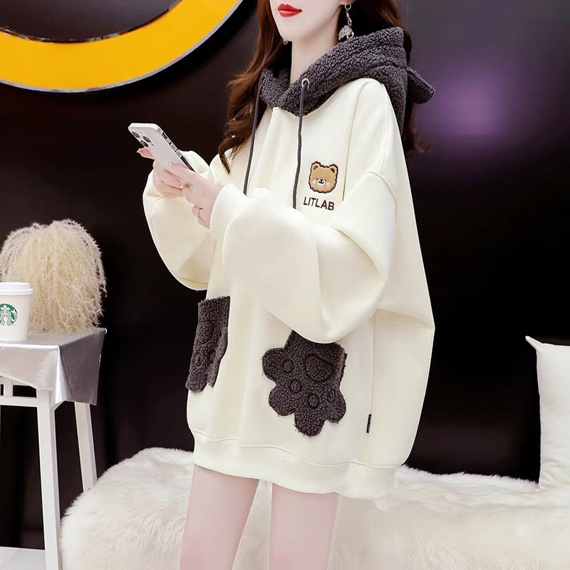 Fleece and thickened hooded sweater women's 2022 new autumn and winter hot style fashion western style age-reducing loose design coat