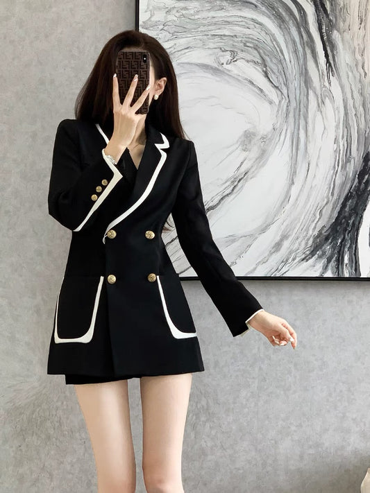 2022 spring new French Hepburn style temperament high-end fashion casual design sense contrast color small suit jacket women
