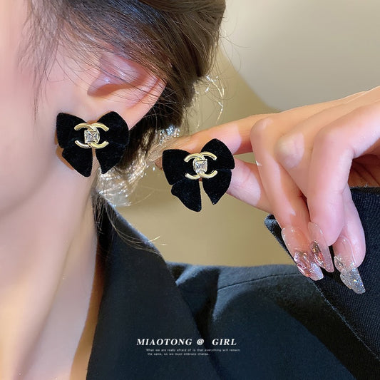 Xiaoxiangfeng Black Bowknot Earrings Women's Autumn and Winter Design Sense of Niche Advanced Earrings 2022 New Trendy Earrings