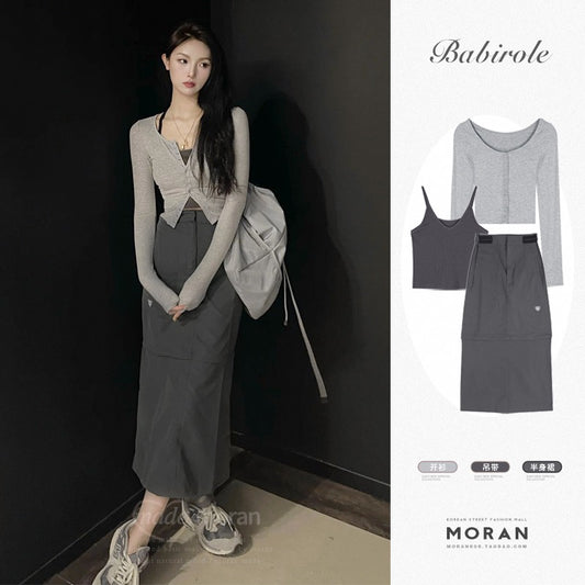 American retro cool girl wears a fried street suit, straight skirt, hot girl, knitted cardigan, three-piece spring suit