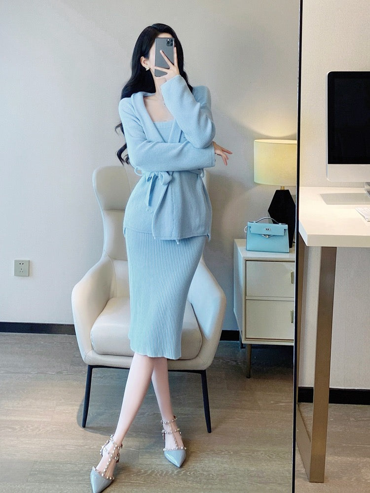 Korean drama wear three-piece suit winter 2022 new goddess fan temperament celebrity French gentle knitted sweater suit skirt