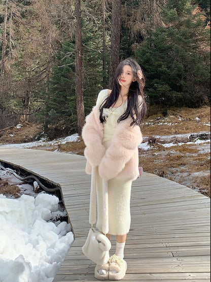A sweet peach yikett "Peach's Yaoyao" pink coat female autumn and winter fur short section long-sleeved small man