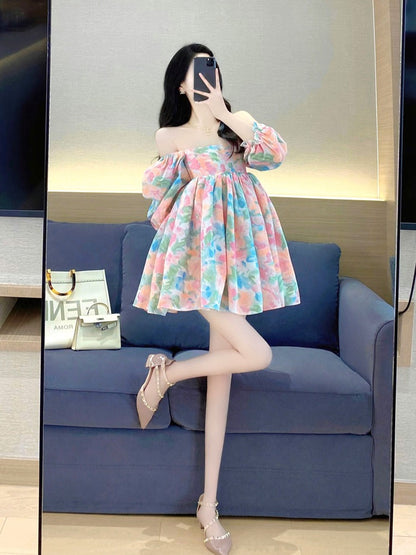 Fugitive princess tutu skirt 2023 summer new sweet French square collar puff sleeve waist floral dress 2014