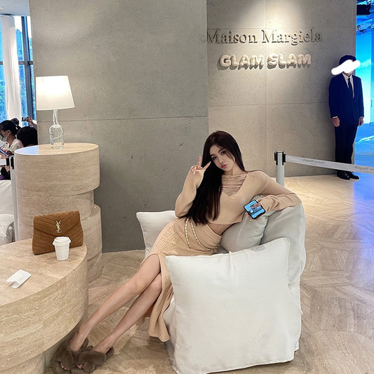 Spot pure desire high-end sense two-piece women's autumn temperament short knit sweater slit mid-length skirt suit