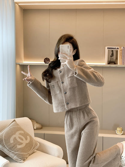 High-end small fragrance suit women's clothing 2022 new autumn and winter celebrity temperament fashion wide-leg pants two-piece western style