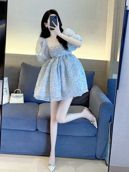 Floral dress women's summer 2022 new temperament lady French square collar puff sleeves sweet a-line princess dress 2035