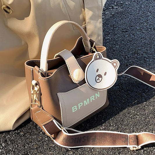 This year's popular super fire bag female ins niche 2022 new high-end messenger bag summer portable bucket bag