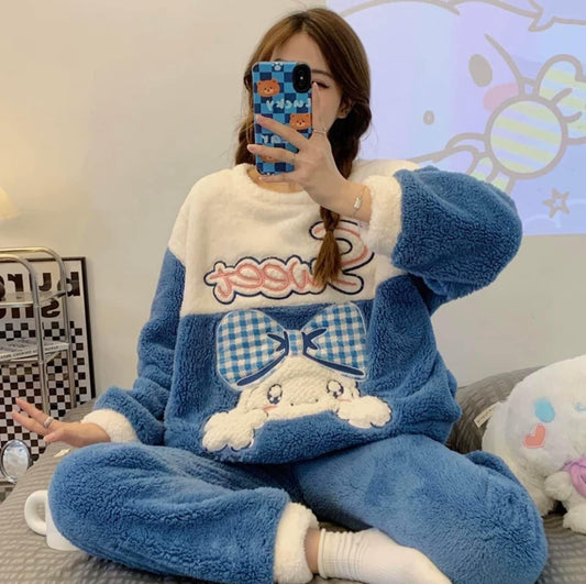2022 new coral fleece pajamas women's autumn and winter thickened cute cartoon flannel home clothes casual suit winter