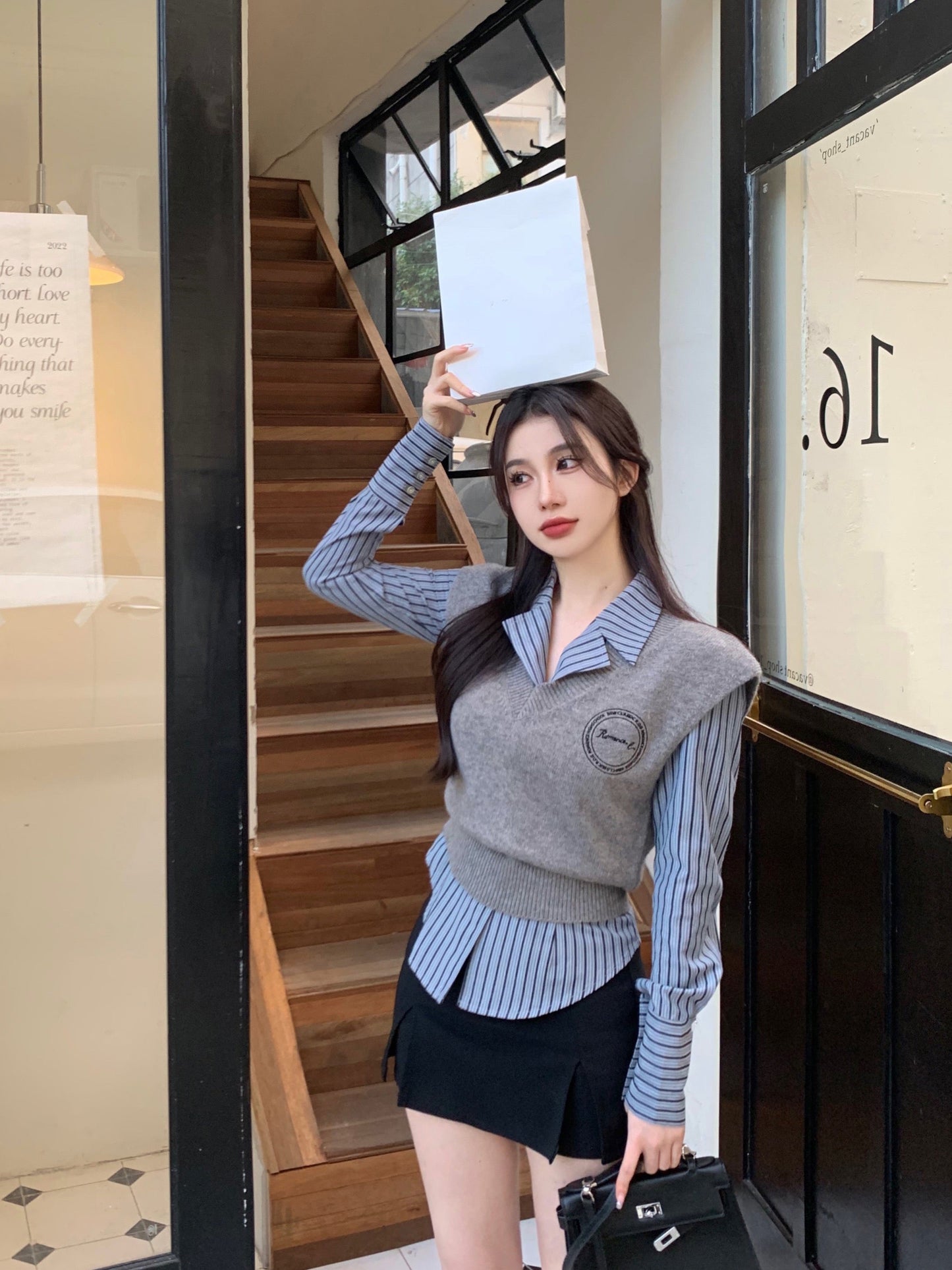 French striped long-sleeved shirt women's early spring 2023 new slim fit chic unique design niche shirt top