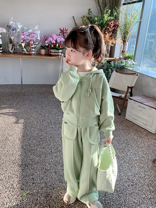 Girls' casual suit 2023 spring new children's Korean version of the net red fashionable baby spring and autumn hooded two-piece suit trendy
