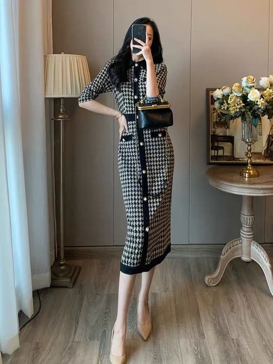 French retro goddess Fan Mingyuan temperament Xiaoxiangfeng waist thin knitted dress bottoming long skirt autumn women