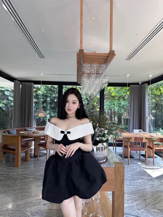 Woppei early spring new girly style niche design sense big V-neck shushuton* black strapless dress