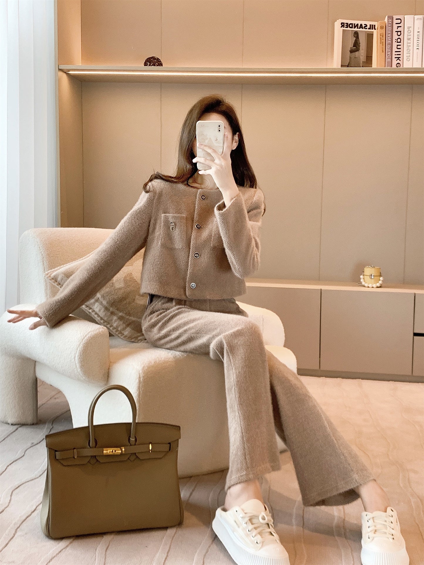 High-end small fragrance suit women's clothing 2022 new autumn and winter celebrity temperament fashion wide-leg pants two-piece western style