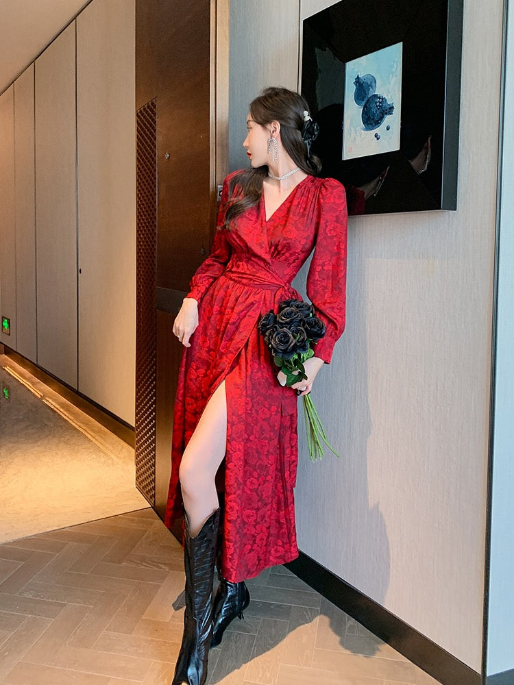 European Station Autumn and Winter Long Dress Stunning Temperament Retro Red Long Sleeves High Sense Waist French Floral Dress