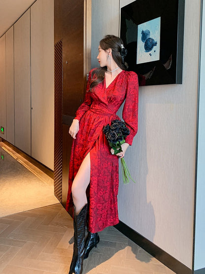 European Station Autumn and Winter Long Dress Stunning Temperament Retro Red Long Sleeves High Sense Waist French Floral Dress