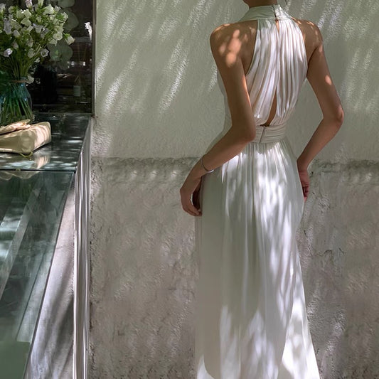 Xiaoli fog color Sichuan white sleeveless halter neck chiffon dress 2022 new summer gentle wind waist long skirt